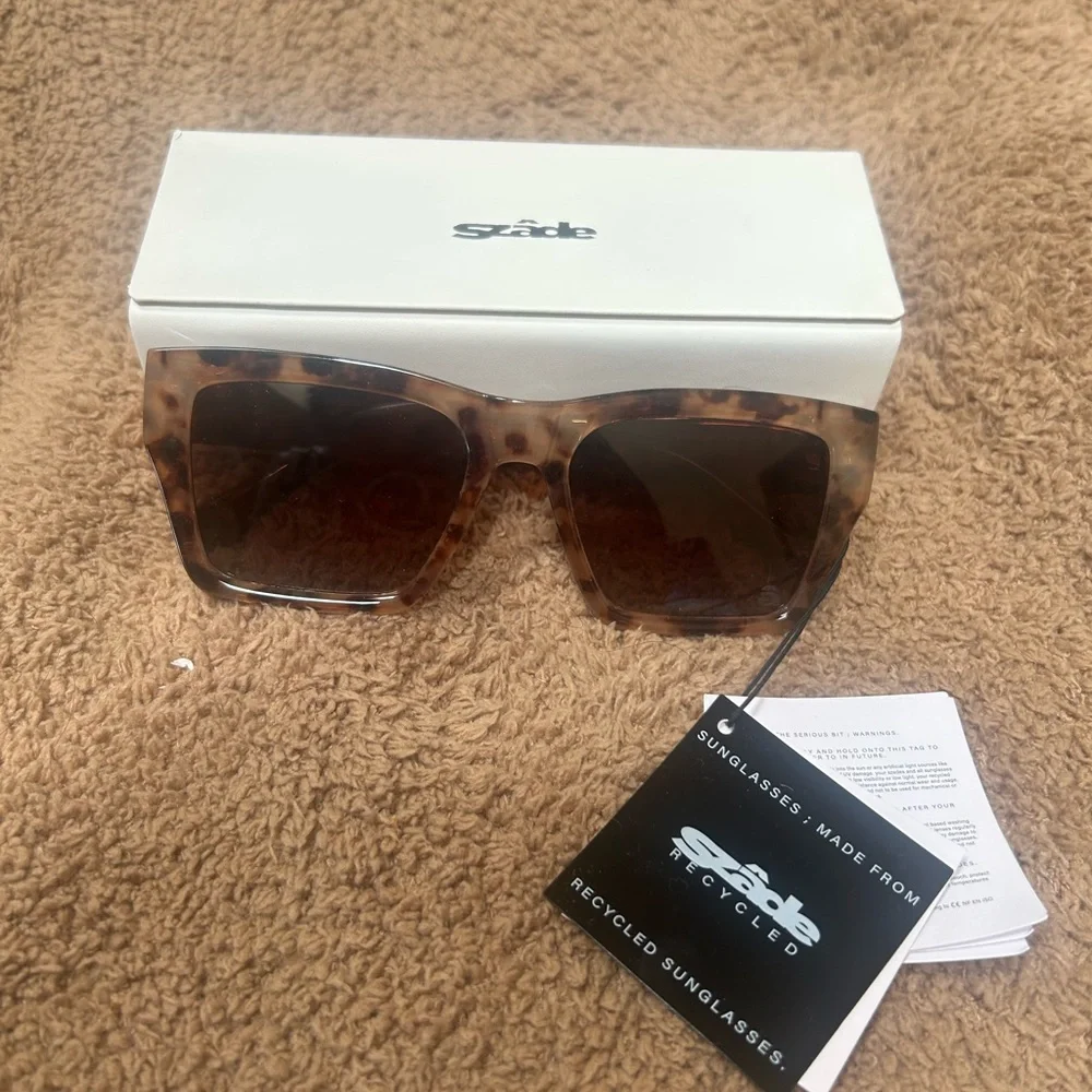 Szade Sharp Coquina Hustler Brown Polarised Sunglasses‎